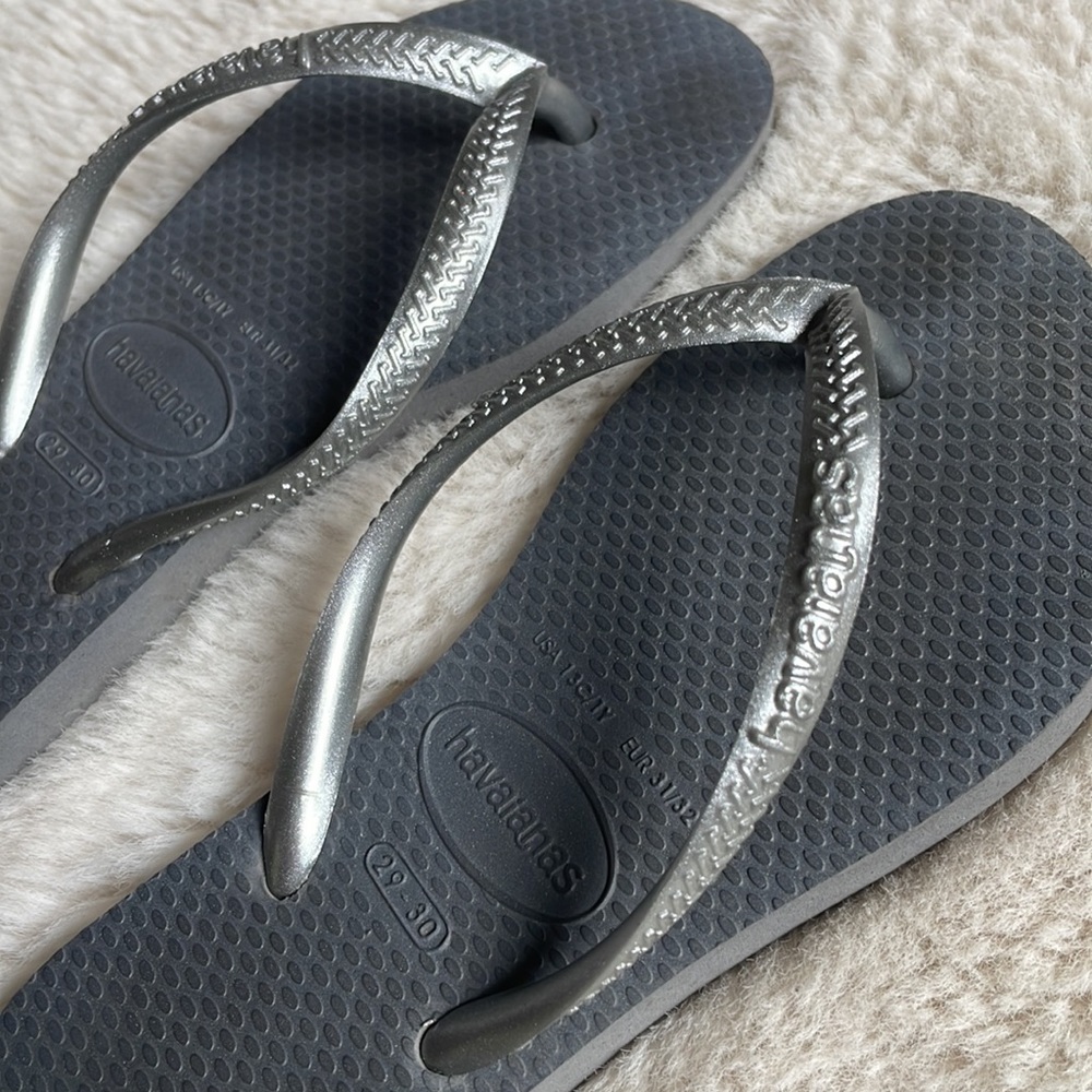 Havaianas | Silver Gray Flip Flops | 13C / 1Y - Picture 5 of 10